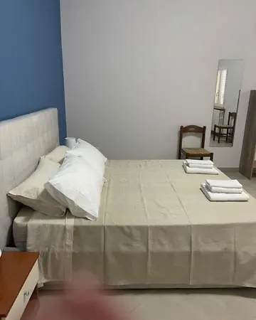 Dimora Nonna Ada Alojamento de Acomodação e Pequeno-almoço 3*
